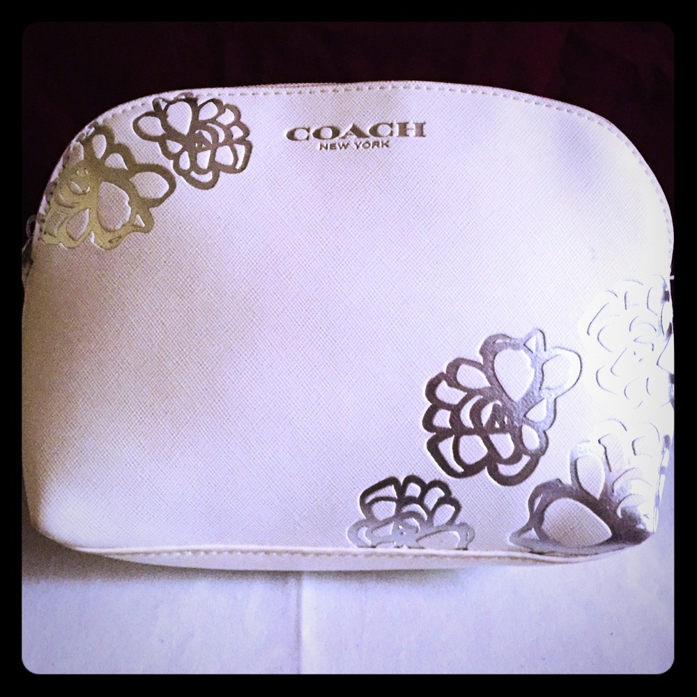 🔴 Coach Poppy Medium Make Up Case